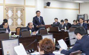 경북도의원, 구속되면 의정활동비 못받을 듯